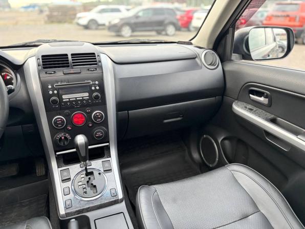 Suzuki Grand Vitara II Рестайлинг с пробегом 2010 года, цена 930 000 рублей, 222000 км, внедорожник, Автокод Объявления