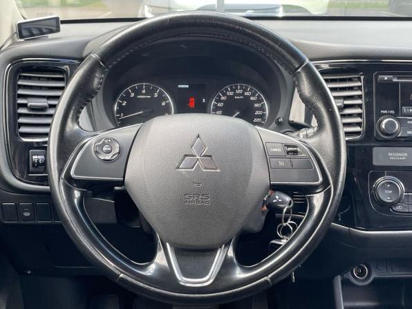 Mitsubishi Outlander III Рестайлинг 2 с пробегом 2016 года, цена 1 390 000 рублей, 188000 км, внедорожник, Автокод Объявления