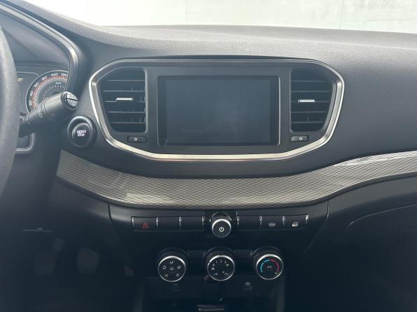 Lada (ВАЗ) Vesta I Рестайлинг (NG) с пробегом 2023 года, цена 1 290 000 рублей, 18152 км, седан, Автокод Объявления