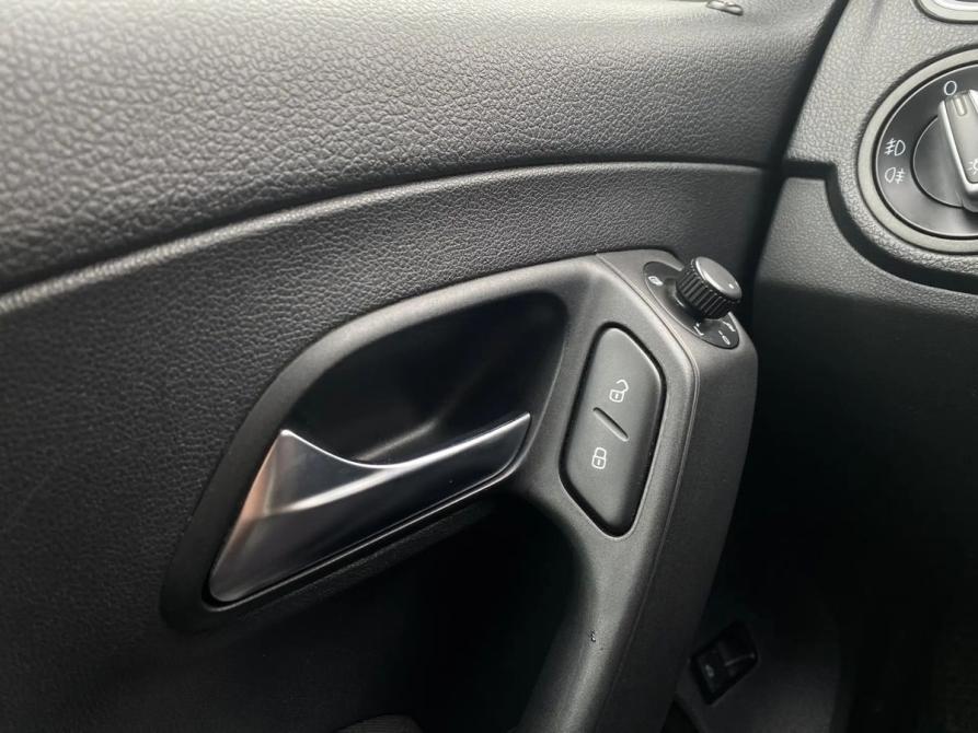 Volkswagen Polo V Рестайлинг Екатеринбург  - изображение 29