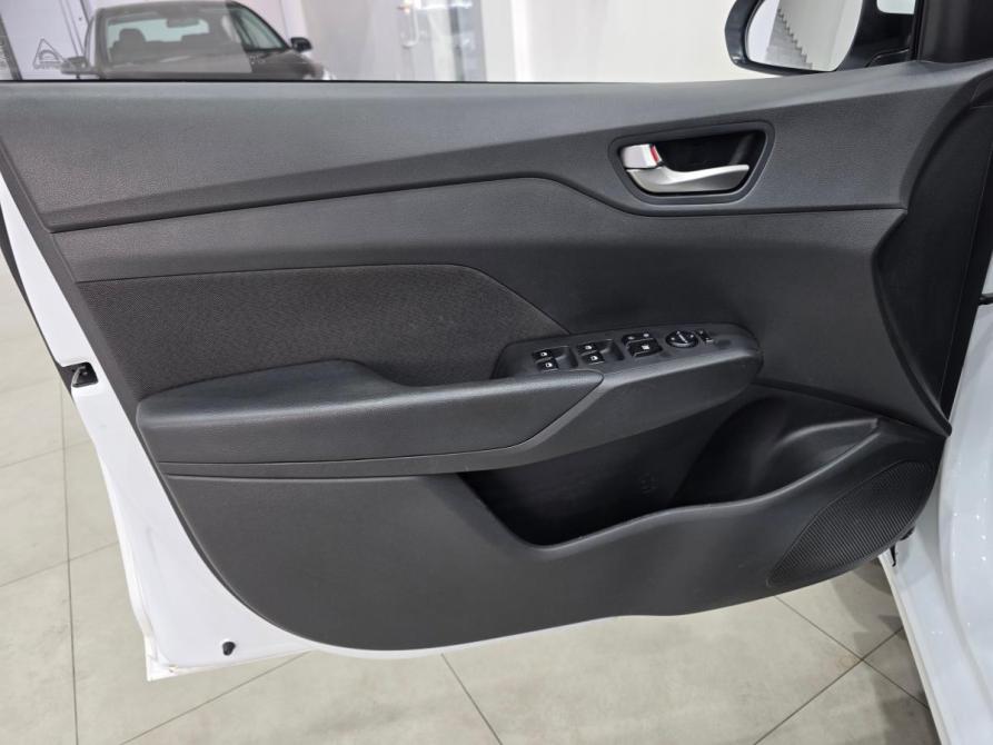 Hyundai Solaris II Ставрополь  - изображение 18
