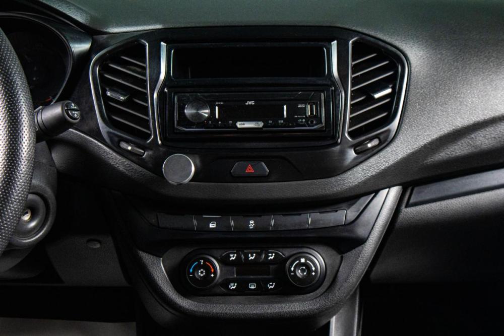 Lada (ВАЗ) Vesta I Сургут  - изображение 14