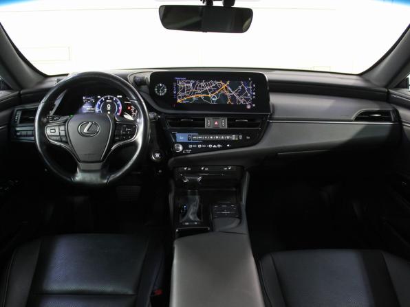 Lexus ES VII Рестайлинг с пробегом 2022 года, цена 4 495 000 рублей, 65000 км, седан, Автокод Объявления