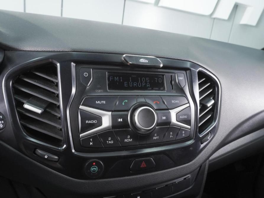 Lada (ВАЗ) Vesta I Ростов-на-Дону  - изображение 13