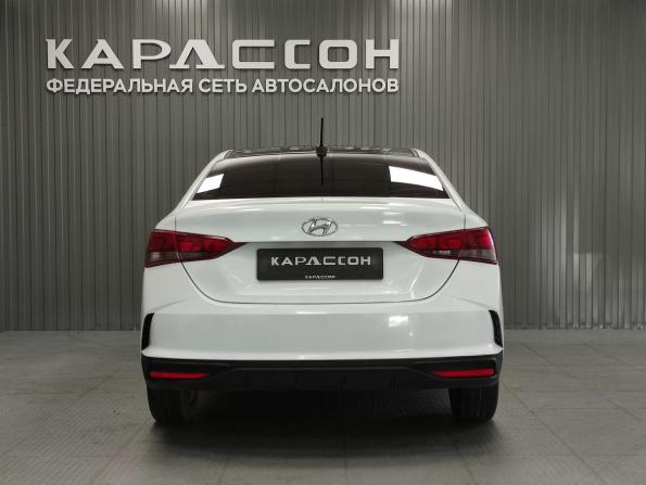 Hyundai Solaris II Рестайлинг с пробегом 2020 года, цена 899 000 рублей, 125300 км, седан, Автокод Объявления