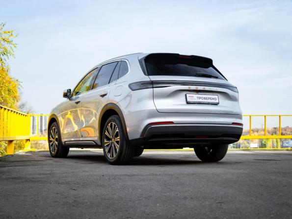 Geely Galaxy Starship 7 с пробегом 2025 года, цена 3 369 000 рублей, 7560 км, внедорожник, Автокод Объявления