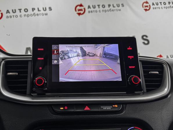 Kia Ceed III Рестайлинг с пробегом 2021 года, цена 2 049 000 рублей, 128759 км, универсал, Автокод Объявления
