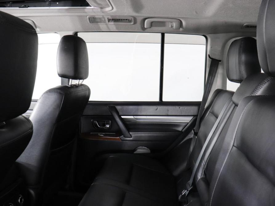 Mitsubishi Pajero IV Рестайлинг 1 Химки  - изображение 13