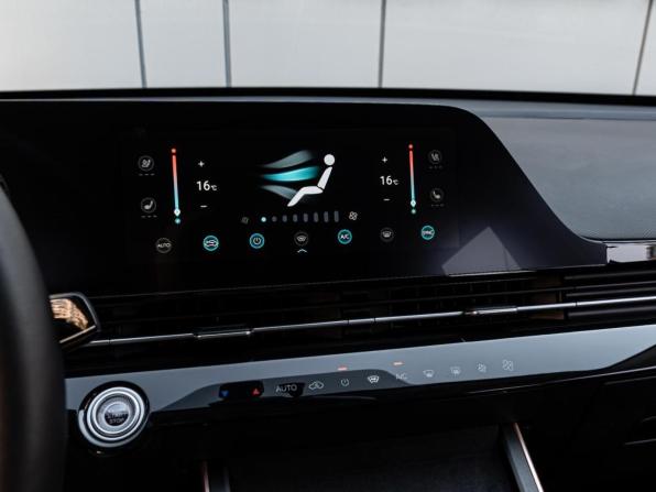 Omoda C5 I с пробегом 2023 года, цена 1 845 000 рублей, 29454 км, внедорожник, Автокод Объявления