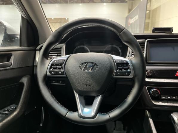 Hyundai Sonata VII (LF) Рестайлинг с пробегом 2017 года, цена 1 640 000 рублей, 148777 км, седан, Автокод Объявления