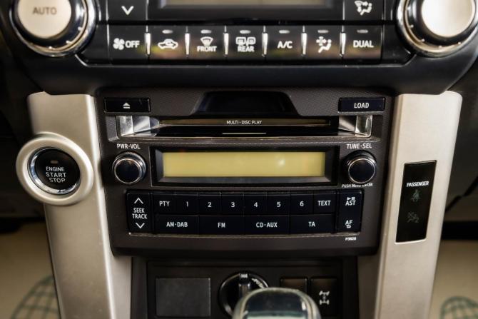 Toyota Land Cruiser Prado 150 Series с пробегом 2010 года, цена 2 549 000 рублей, 180000 км, внедорожник, Автокод Объявления