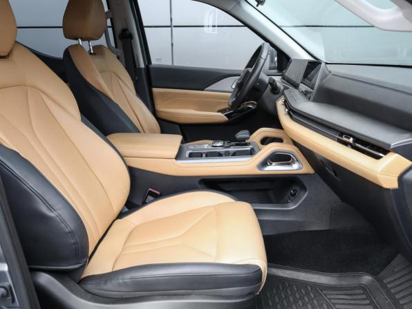 Changan Hunter Plus с пробегом 2024 года, цена 2 798 000 рублей, 36900 км, offers.body_type.unknown, Автокод Объявления