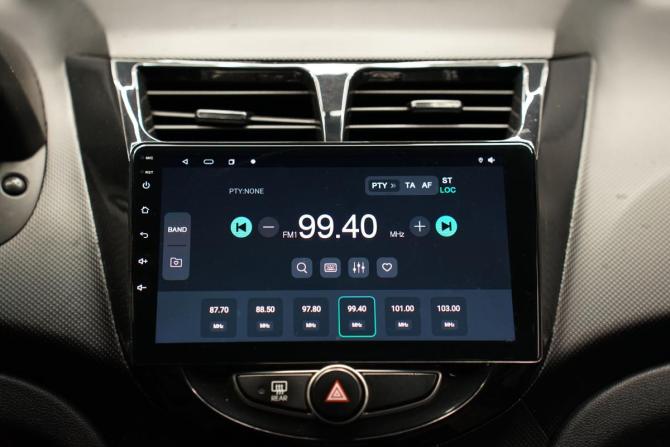 Hyundai Solaris I Рестайлинг с пробегом 2014 года, цена 1 090 000 рублей, 75000 км, седан, Автокод Объявления