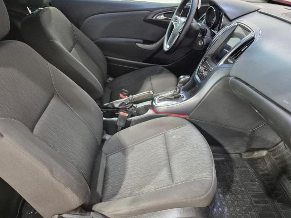 Opel Astra J Рестайлинг с пробегом 2012 года, цена 894 000 рублей, 132487 км, хэтчбек, Автокод Объявления