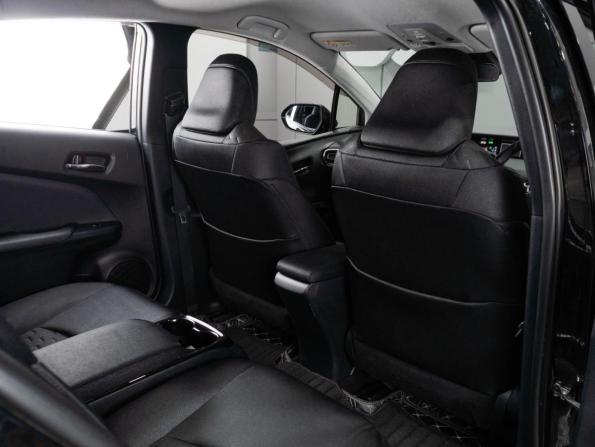 Toyota Prius IV (XW50) с пробегом 2017 года, цена 1 800 000 рублей, 311272 км, лифтбек, Автокод Объявления
