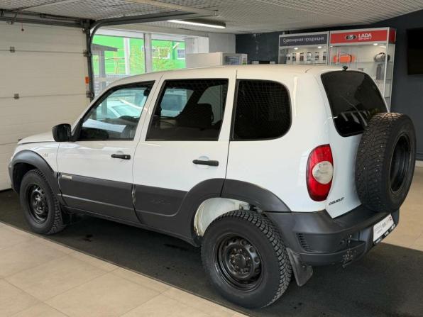 Chevrolet Niva I Рестайлинг с пробегом 2017 года, цена 458 020 рублей, 199300 км, внедорожник, Автокод Объявления