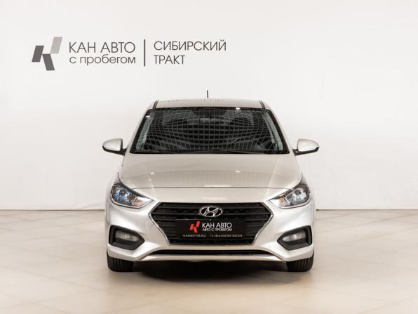 Hyundai Solaris II с пробегом 2018 года, цена 1 375 900 рублей, 118255 км, седан, Автокод Объявления
