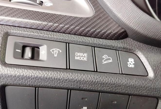 Hyundai Santa Fe III Рестайлинг с пробегом 2017 года, цена 2 190 000 рублей, 237706 км, внедорожник, Автокод Объявления