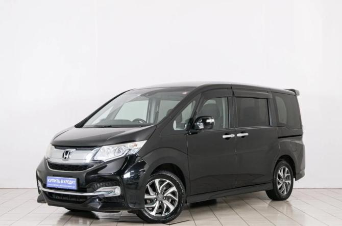 Honda Stepwgn V с пробегом 2016 года, цена 1 949 000 рублей, 107320 км, минивэн, Автокод Объявления