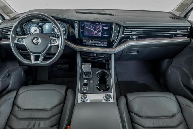 Volkswagen Touareg III с пробегом 2018 года, цена 4 742 000 рублей, 143500 км, внедорожник, Автокод Объявления