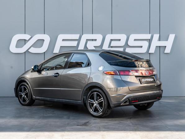 Honda Civic VIII с пробегом 2008 года, цена 810 000 рублей, 209920 км, хэтчбек, Автокод Объявления
