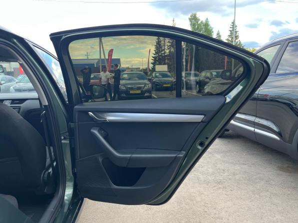 Skoda Octavia III (A7) Рестайлинг с пробегом 2020 года, цена 1 730 000 рублей, 100915 км, лифтбек, Автокод Объявления