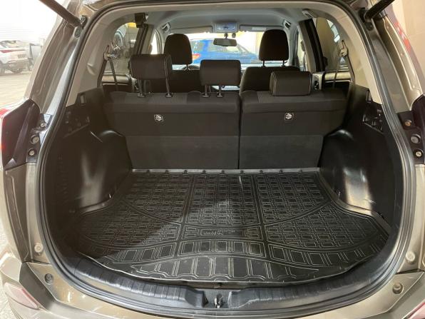 Toyota RAV4 IV (XA40) Рестайлинг с пробегом 2017 года, цена 1 880 000 рублей, 228343 км, внедорожник, Автокод Объявления
