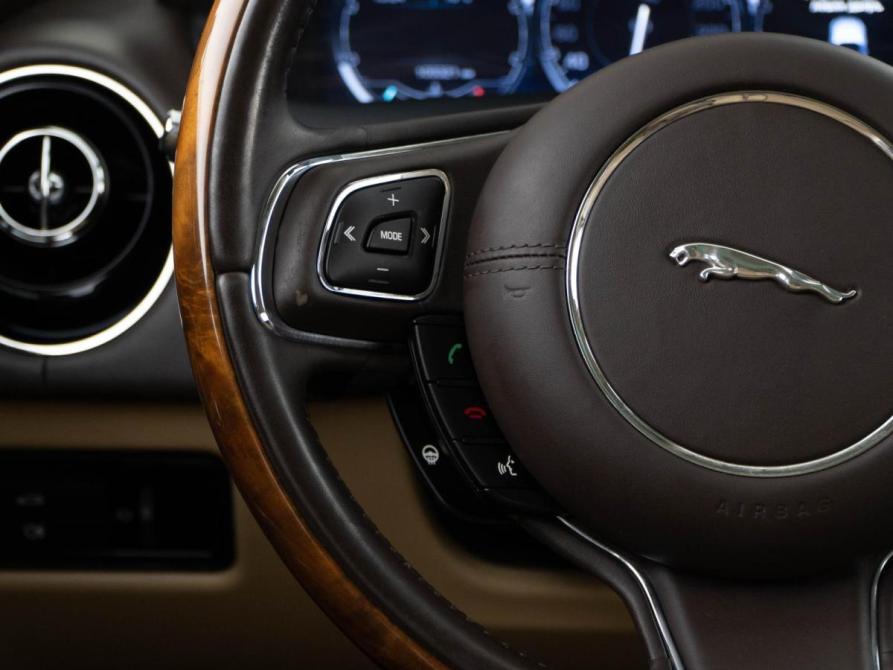 Jaguar XJ IV (X351) Москва  - изображение 15