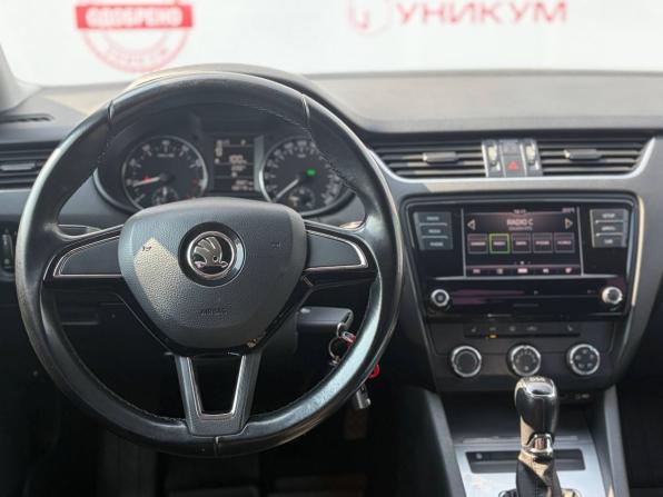 Skoda Octavia III (A7) Рестайлинг с пробегом 2017 года, цена 1 529 000 рублей, 158719 км, лифтбек, Автокод Объявления