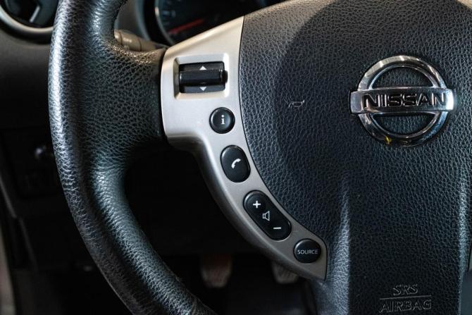 Nissan Qashqai I Рестайлинг с пробегом 2011 года, цена 989 000 рублей, 244477 км, внедорожник, Автокод Объявления