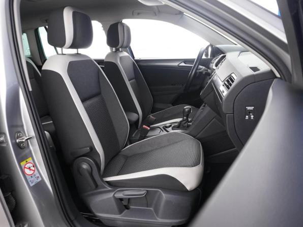 Volkswagen Tiguan II с пробегом 2019 года, цена 2 278 444 рубля, 124254 км, внедорожник, Автокод Объявления