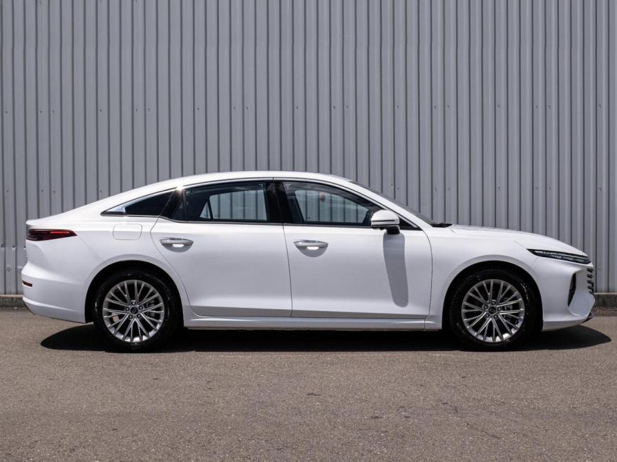 FAW Bestune B70 I Рестайлинг Сочи  - изображение 5