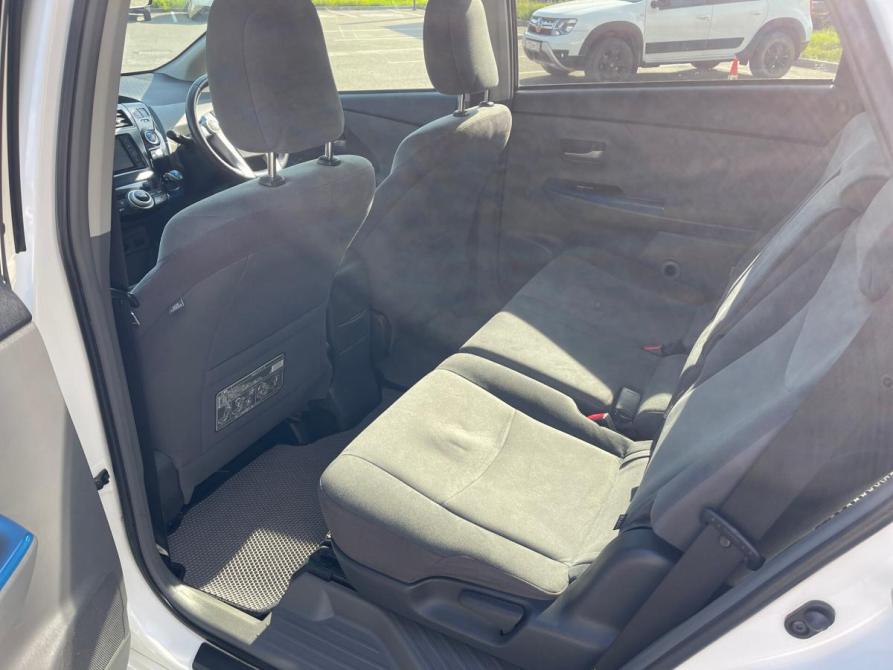 Toyota Prius Alpha I (ZVW40/41) Томск  - изображение 17