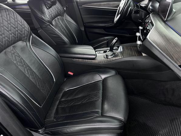 BMW 5 серии VII (G30/G31/G38) с пробегом 2018 года, цена 2 700 000 рублей, 174000 км, седан, Автокод Объявления
