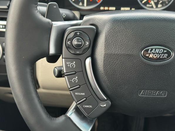 Land Rover Range Rover III Рестайлинг 2 с пробегом 2011 года, цена 1 500 000 рублей, 350000 км, внедорожник, Автокод Объявления
