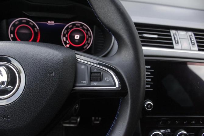 Skoda Octavia III (A7) Рестайлинг с пробегом 2020 года, цена 2 165 000 рублей, 169242 км, лифтбек, Автокод Объявления