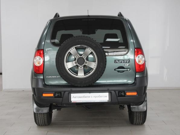 Chevrolet Niva I Рестайлинг с пробегом 2017 года, цена 799 900 рублей, 88224 км, внедорожник, Автокод Объявления