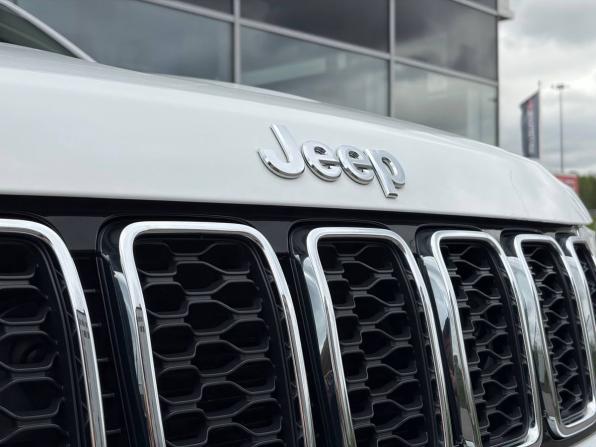 Jeep Grand Cherokee IV (WK2) Рестайлинг с пробегом 2018 года, цена 3 475 000 рублей, 63980 км, внедорожник, Автокод Объявления