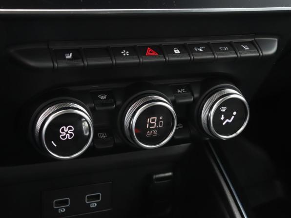 Renault Arkana I с пробегом 2019 года, цена 1 790 000 рублей, 41107 км, внедорожник, Автокод Объявления