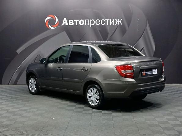 Lada (ВАЗ) Granta I Рестайлинг с пробегом 2019 года, цена 570 000 рублей, 93000 км, седан, Автокод Объявления