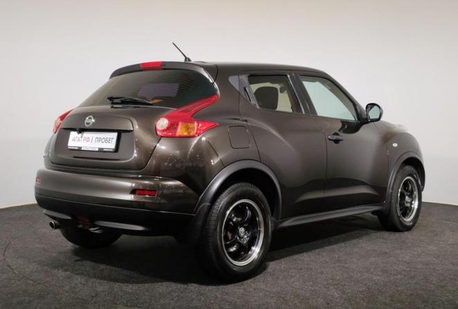 Nissan Juke I с пробегом 2013 года, цена 900 000 рублей, 207014 км, внедорожник, Автокод Объявления