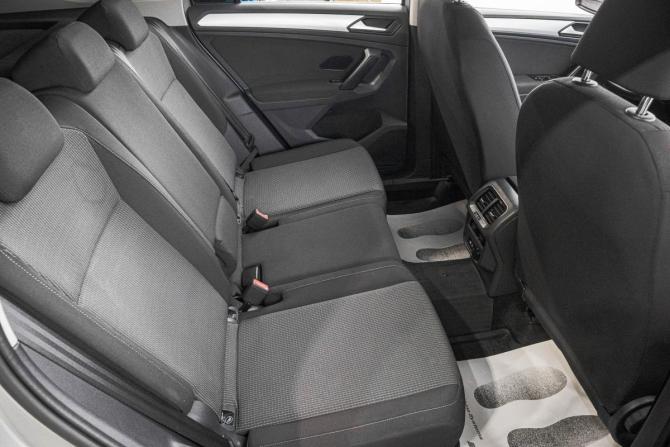 Volkswagen Tiguan II Рестайлинг с пробегом 2021 года, цена 2 549 000 рублей, 83000 км, внедорожник, Автокод Объявления