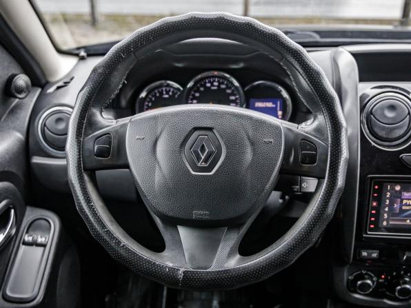 Renault Duster I Рестайлинг с пробегом 2016 года, цена 878 000 рублей, 396090 км, внедорожник, Автокод Объявления
