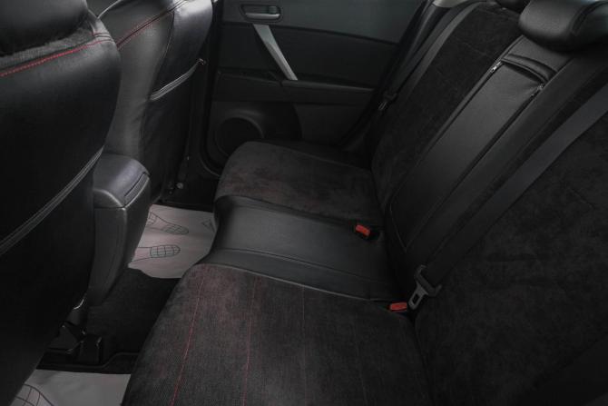 Mazda 3 II (BL) Рестайлинг с пробегом 2013 года, цена 959 000 рублей, 215000 км, седан, Автокод Объявления