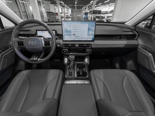 Toyota RAV4 VI (XA60) с пробегом 2026 года, цена 4 500 000 рублей, 30 км, внедорожник, Автокод Объявления