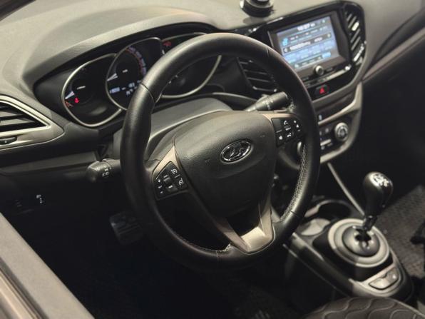 Lada (ВАЗ) Vesta I с пробегом 2018 года, цена 900 000 рублей, 119058 км, седан, Автокод Объявления