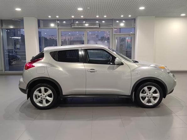 Nissan Juke I с пробегом 2012 года, цена 980 000 рублей, 110432 км, внедорожник, Автокод Объявления
