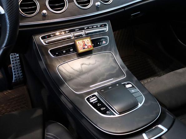 Mercedes-Benz E-Класс V (W213 S213 C238) Рестайлинг с пробегом 2020 года, цена 4 350 000 рублей, 84051 км, седан, Автокод Объявления