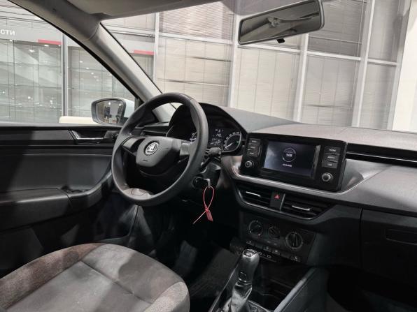 Skoda Rapid II с пробегом 2021 года, цена 1 190 000 рублей, 115015 км, лифтбек, Автокод Объявления