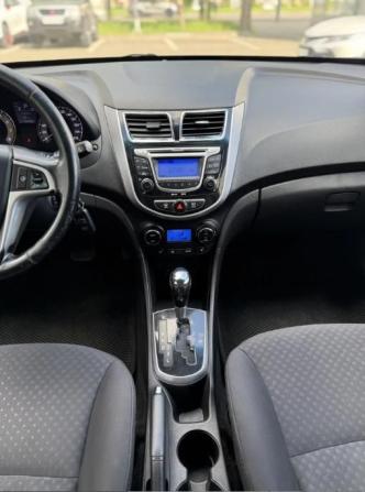 Hyundai Solaris I с пробегом 2011 года, цена 890 000 рублей, 159407 км, хэтчбек, Автокод Объявления